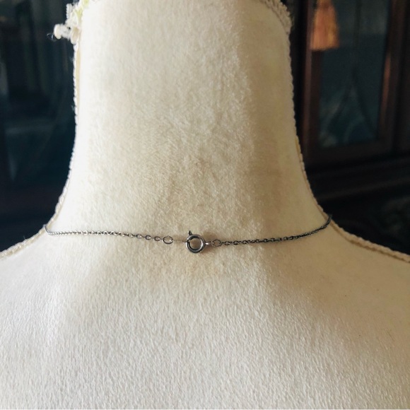 Vintage pewter cross pendant on chain necklace - Picture 7 of 9